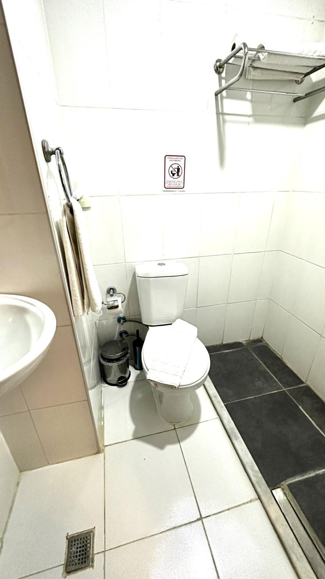 Atesde Dustu Salvara Hotel Istanbul Exterior foto